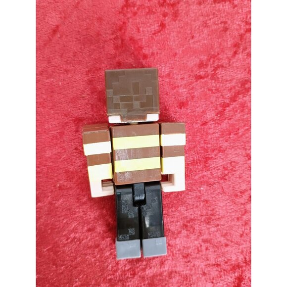 Mattel Minecraft Bees Shirt Steve Action Figure, 3.25-in-Inspired With Articulat - Picture 4 of 4